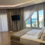 Ami Mar 4*