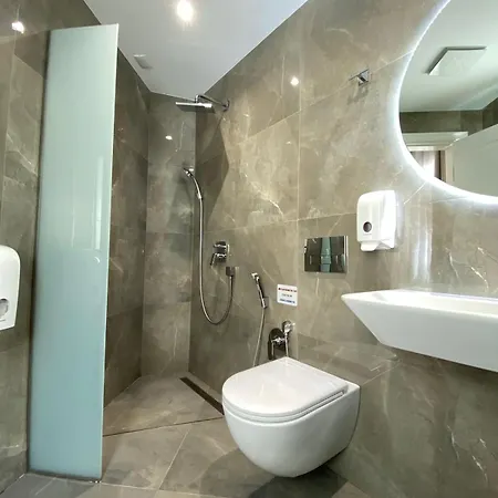 Ami Mar Hotel 4*