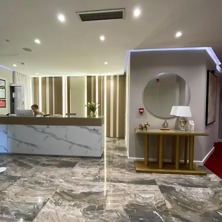 Ami Mar Hotel 4*