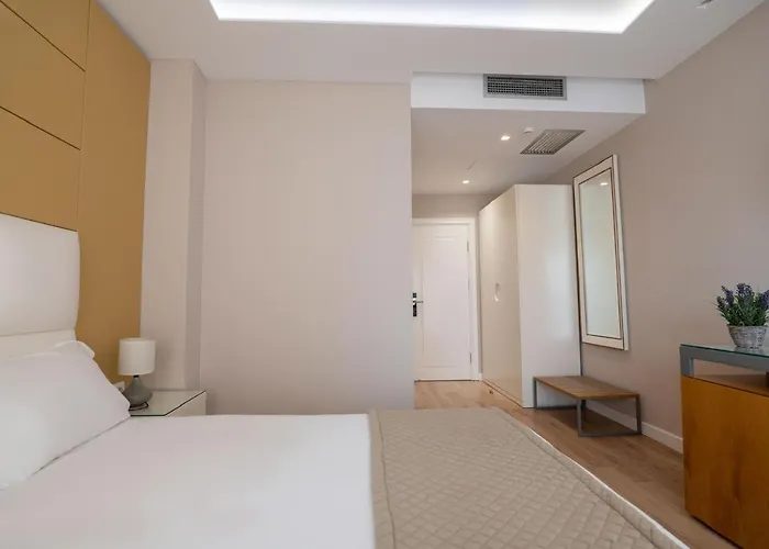 Ami Mar Σαράντα