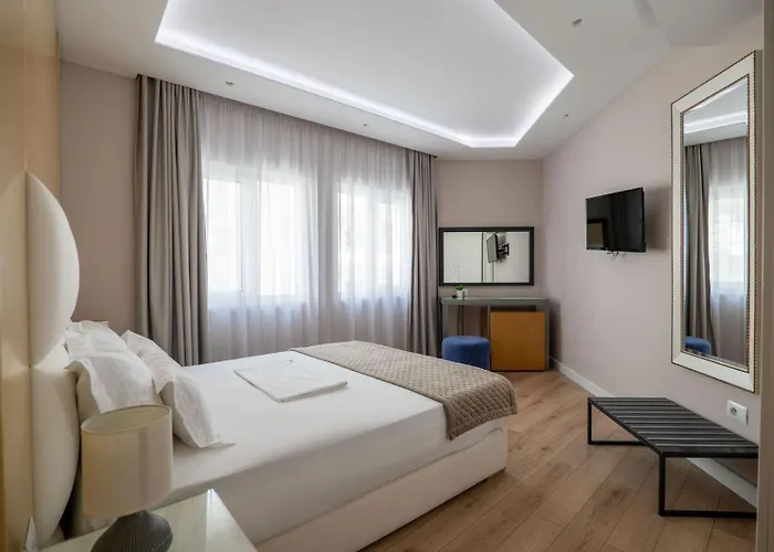 Ξενοδοχείο Ami Mar 4*