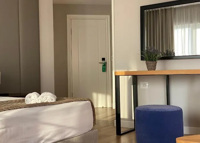 Ami Mar Σαράντα